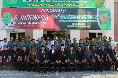 HUT MARI2